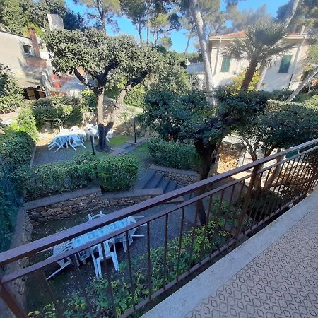 Villa Violetta Castiglioncello Buitenkant foto