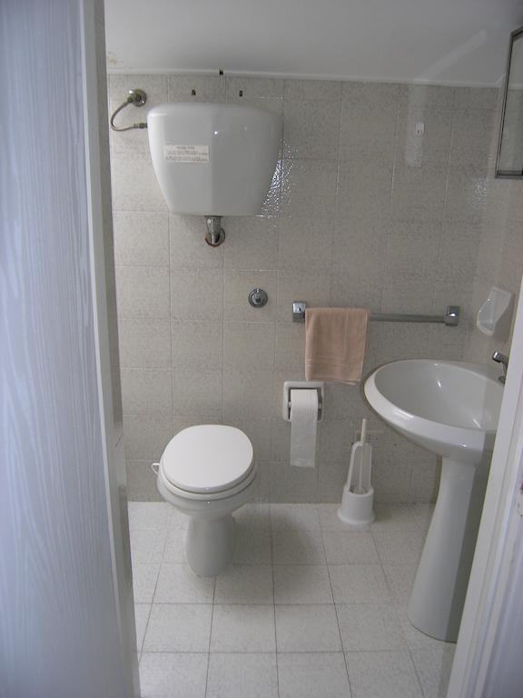 Villa Violetta Castiglioncello Kamer foto