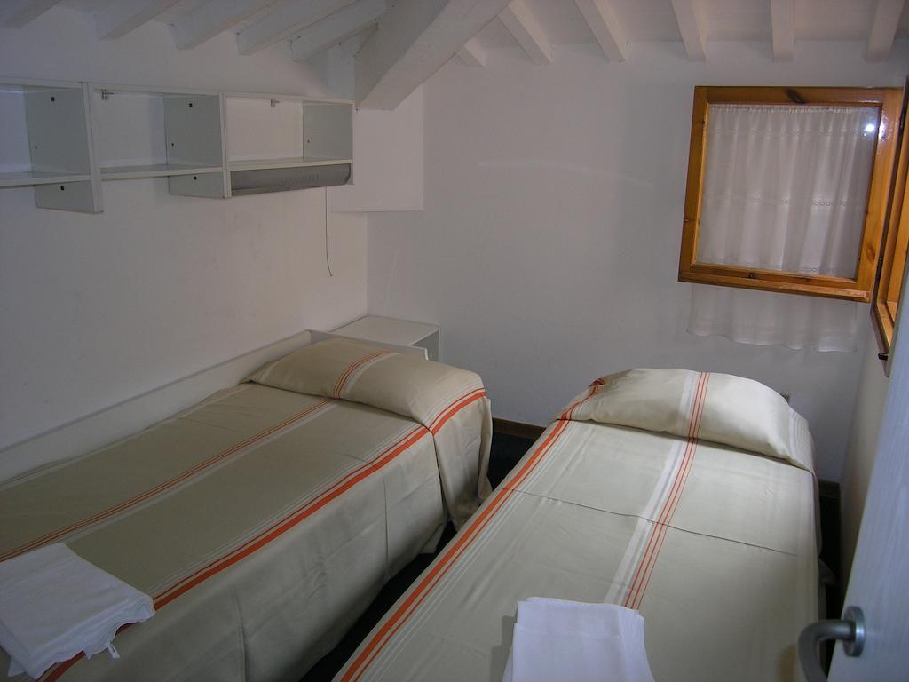 Villa Violetta Castiglioncello Kamer foto