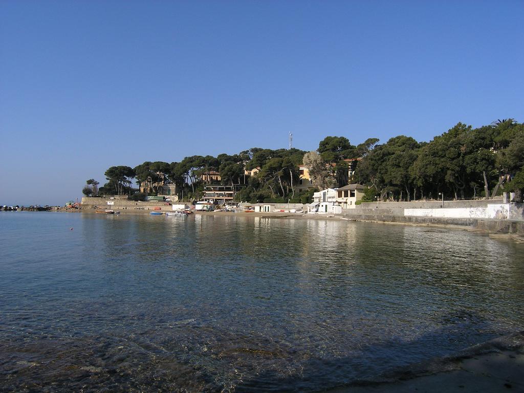 Villa Violetta Castiglioncello Buitenkant foto